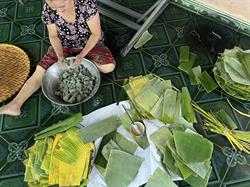 bánh ít and farming